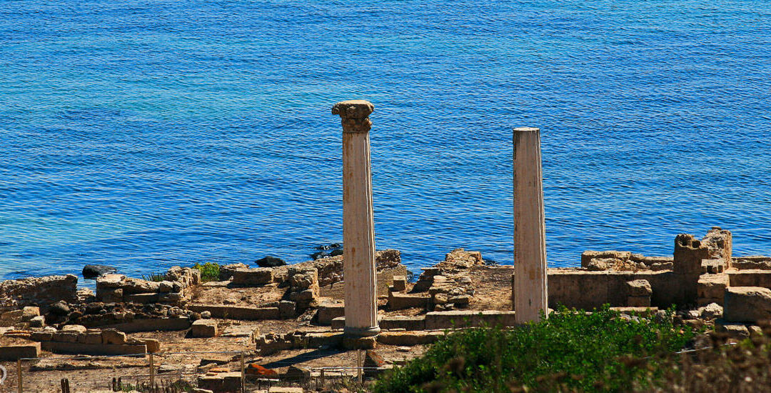 Tharros, le rovine: viaggio nella città antica affacciata sul Mediterraneo
